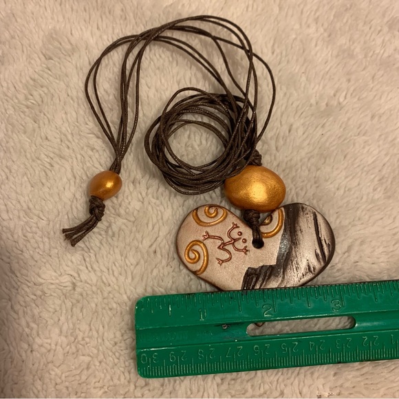 Puerto Rico Ceramic Heart Pendant Golden And Brown Coqui Frog - Picture 5 of 6